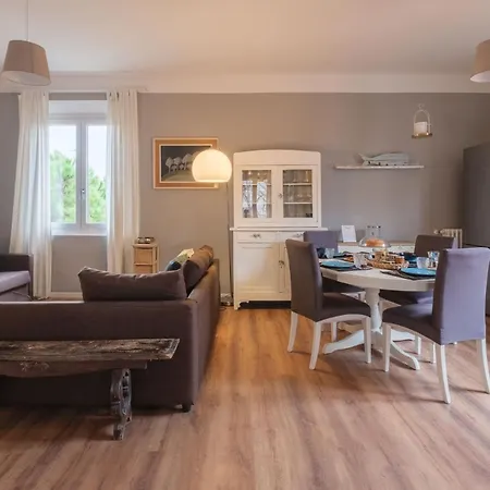 Elegance And Comfort In The Heart Of
