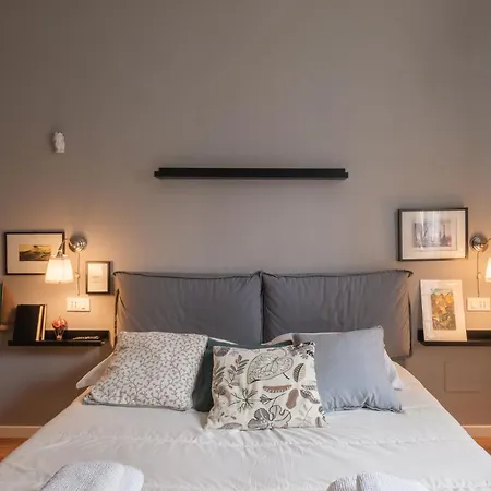 Apartment Elegance And Comfort In The Heart Of