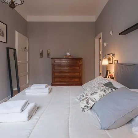 Elegance And Comfort In The Heart Of * Bologna